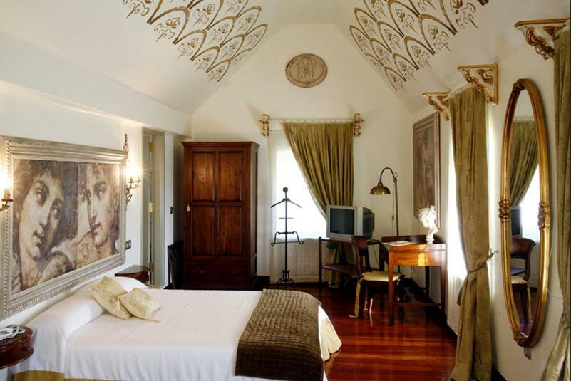 Hotel Palacete Penalba กาสโตรโพล ภายนอก รูปภาพ